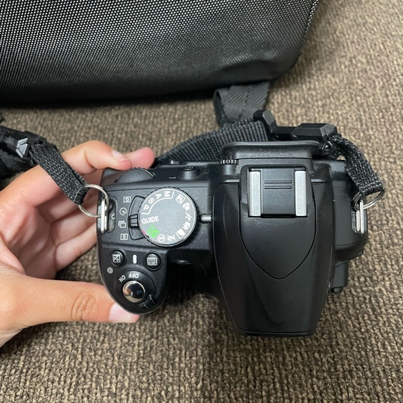 NIKON D3100 - Picture 4 of 9